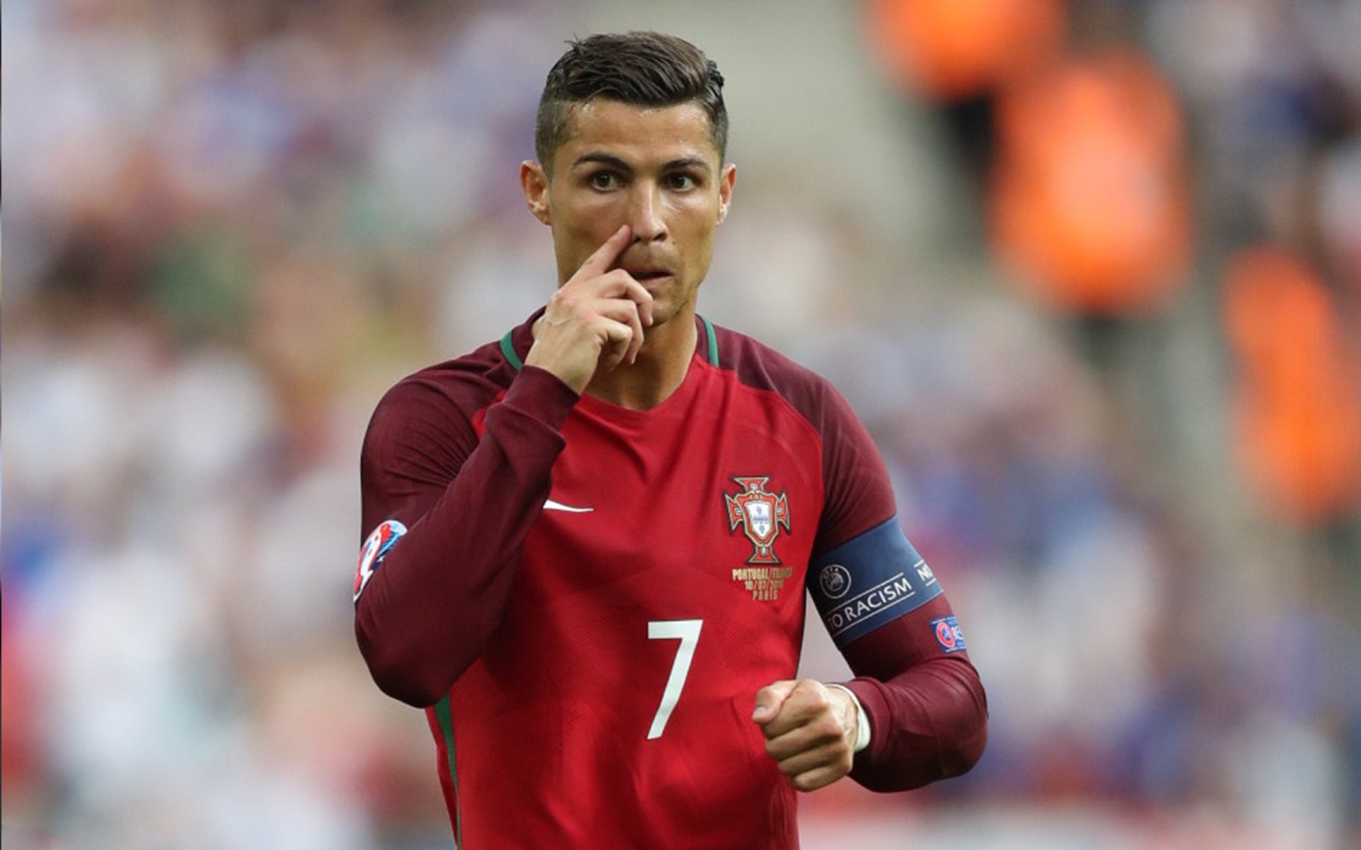 开云电竞-英超球员的公益慈善活动，英超各个球队赞助商